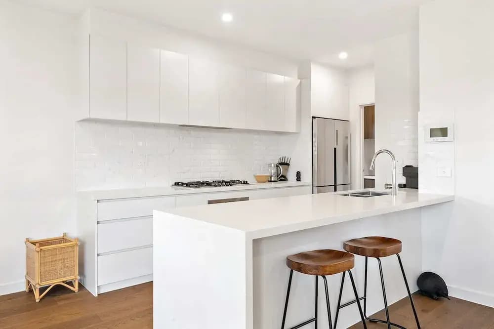 Bright 2-bed Glenroy Home With Courtyard - photo 10
