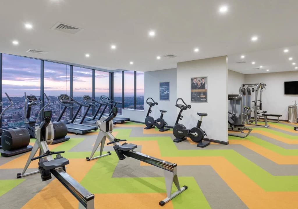 Meriton Suites World Tower - photo 19