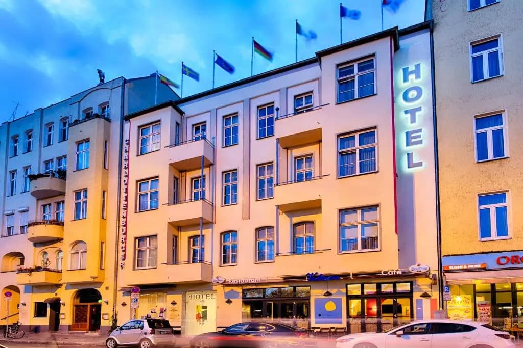 Art Hotel Charlottenburger Hof - photo 1