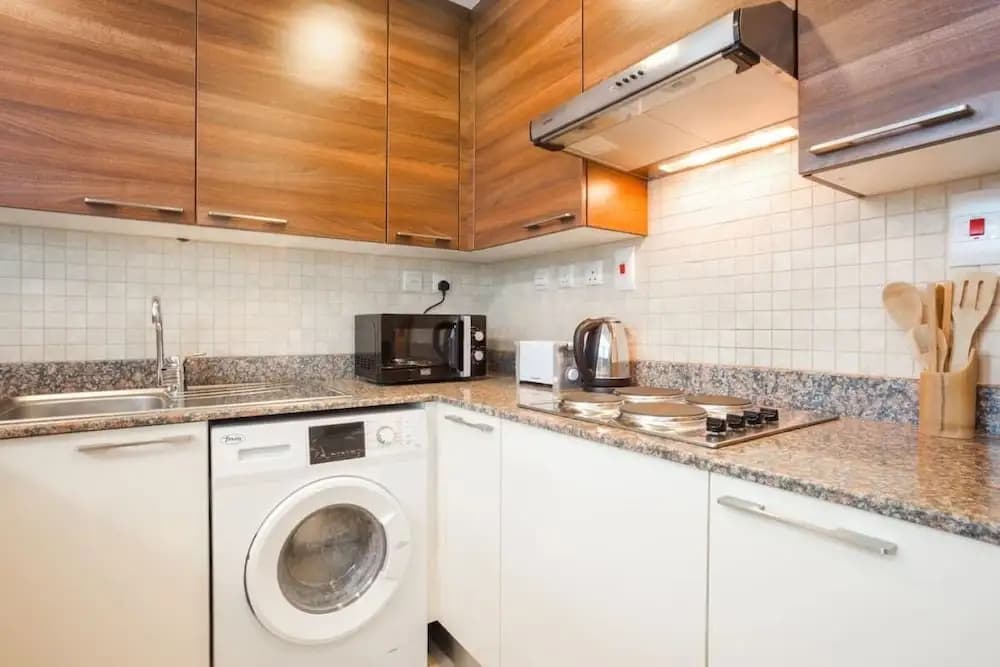 Chic & Cosy Apartment in Bay Square - photo 10