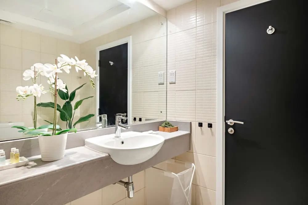 Silkhaus Concorde Tower 1BR Near Almas East Lake - photo 8