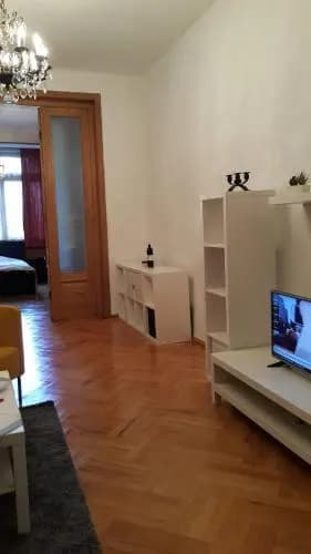 2 Living Room - main photo