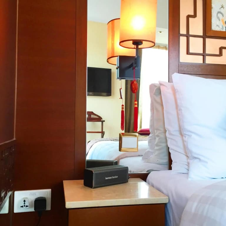 Lan Kwai Fong Hotel @ Kau U Fong - photo 36