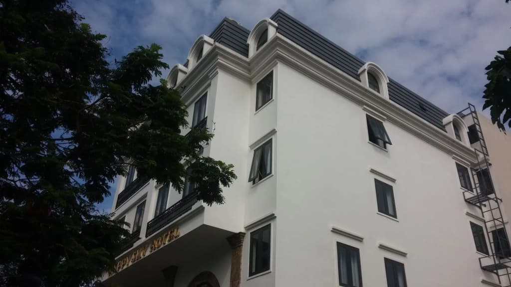Sapphire Hotel - main photo
