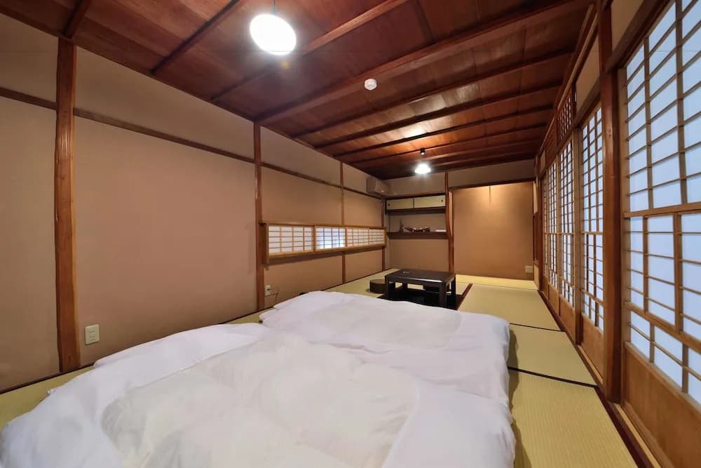 Takeya Kitano Honkan - photo 3