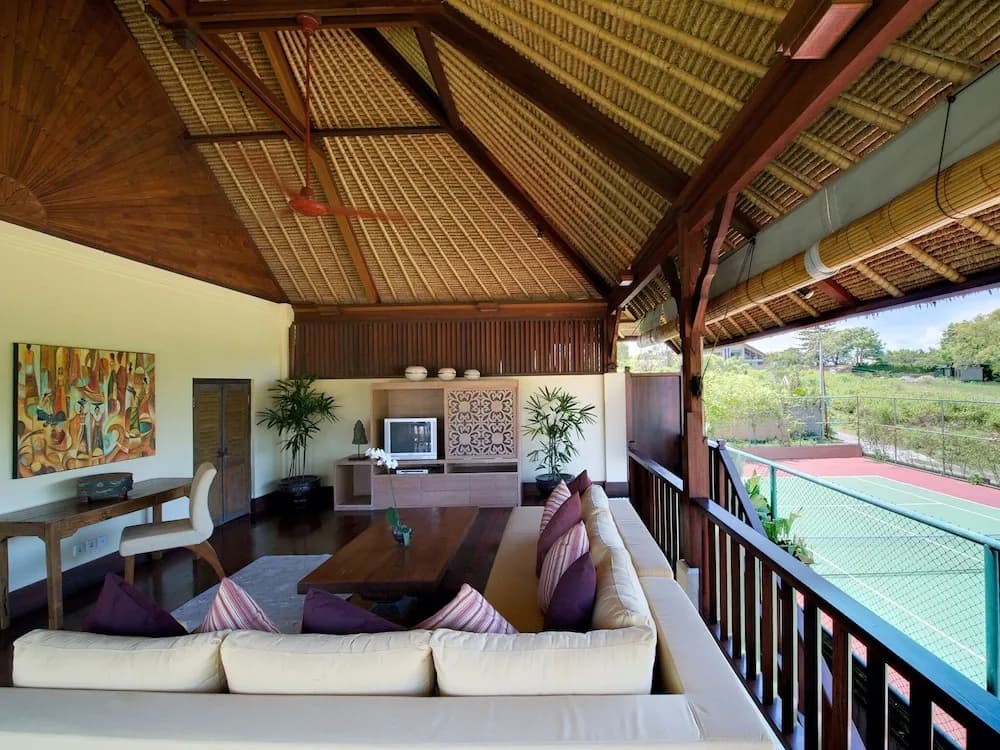 Villa Surya Damai - photo 2