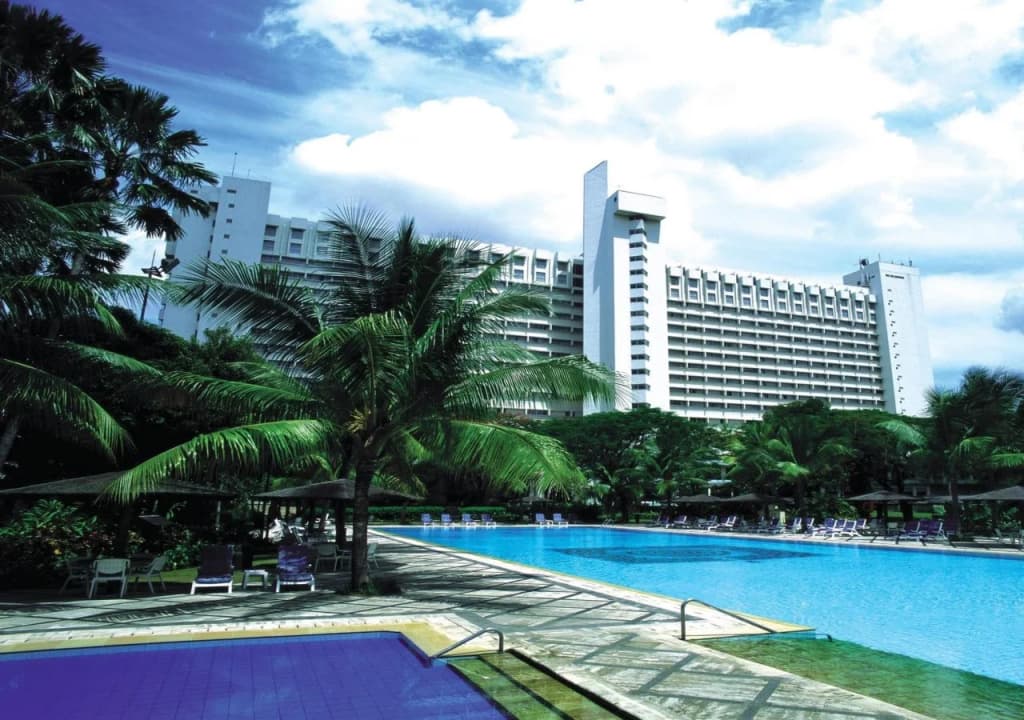 Hotel Borobudur Jakarta - photo 13
