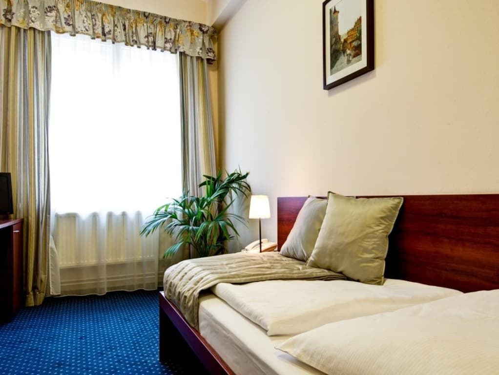 Pytloun Kampa Garden Hotel Prague - photo 6