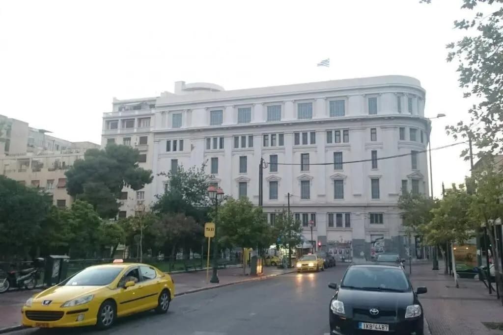 Modern apartment in Athens center - photo 15