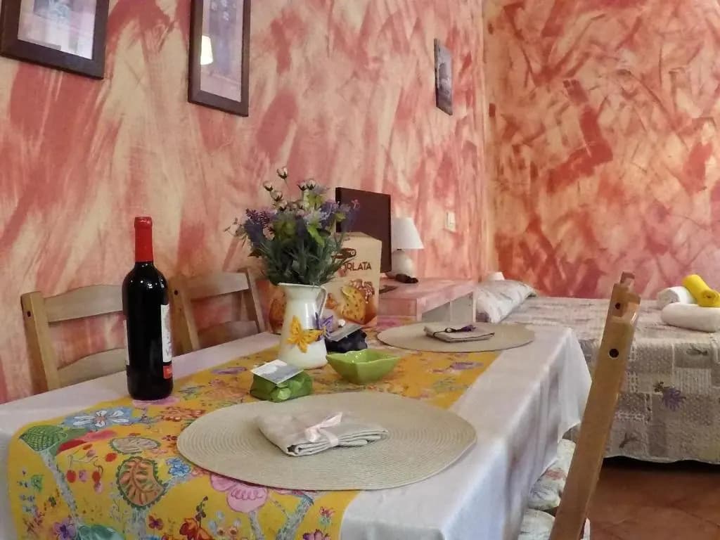 Maria De La Merce Apartment - photo 3
