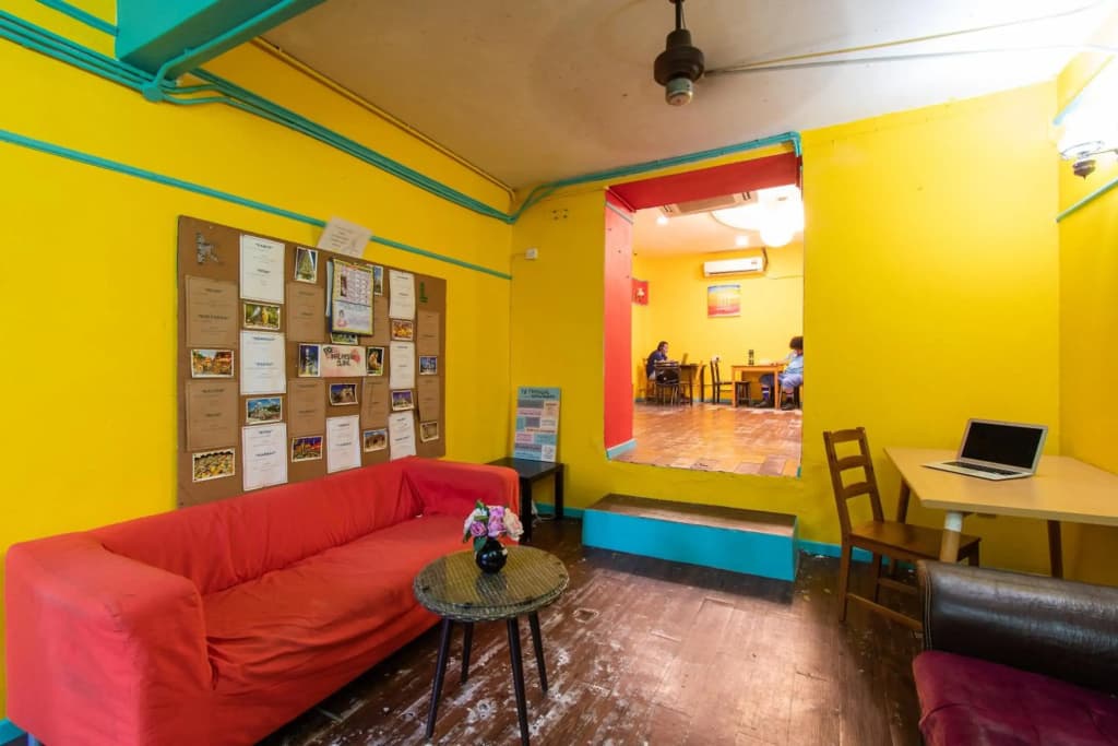 The Travel Hub Guesthouse - photo 17
