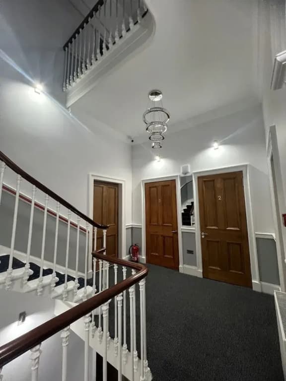 Mayfield Suites - photo 5