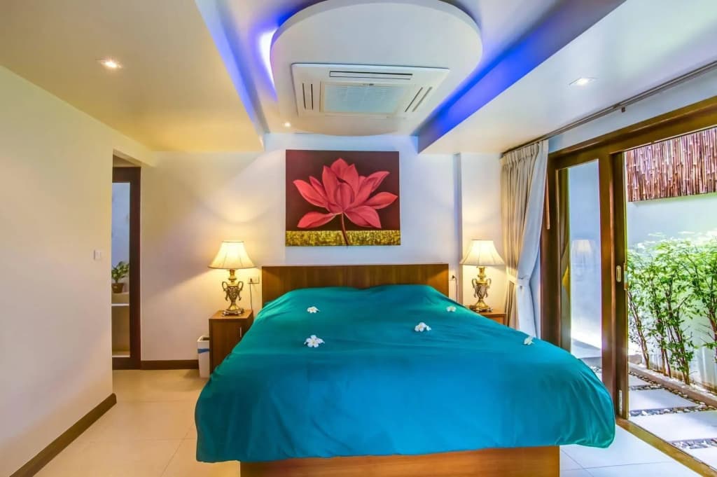 Villa Chok in beachfront villa resort - photo 2
