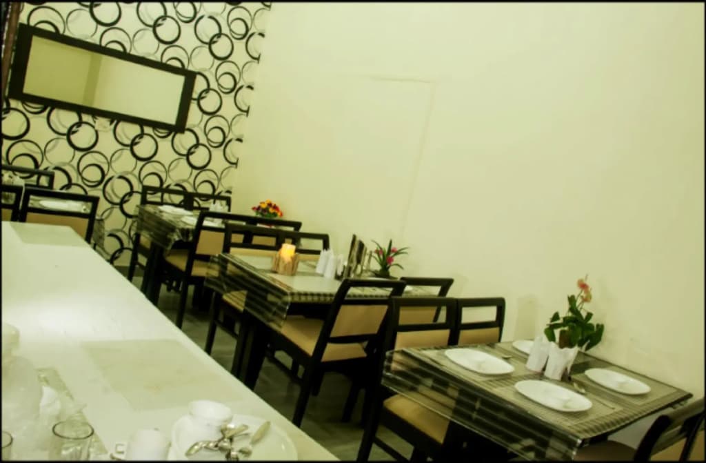 Hotel Radiance - photo 20