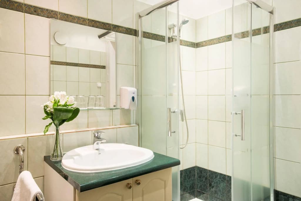Baross City Apartments - photo 8