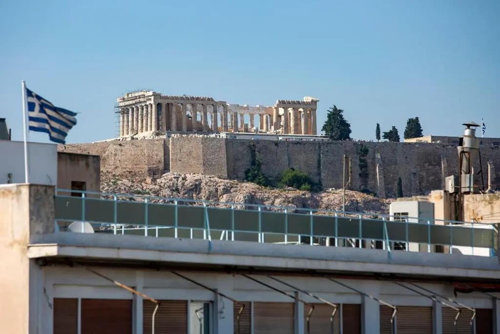 Unique 3 bedrm 3 bathrm apt - Acropolis views! SG69 - main photo