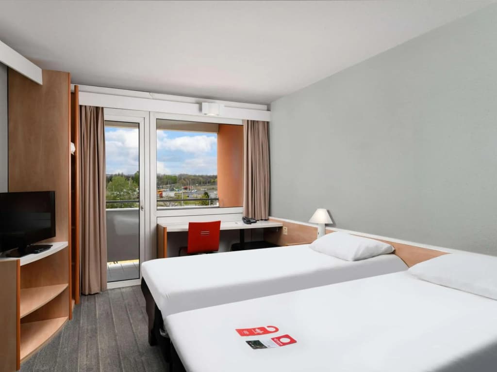 ibis Budapest Citysouth - photo 4