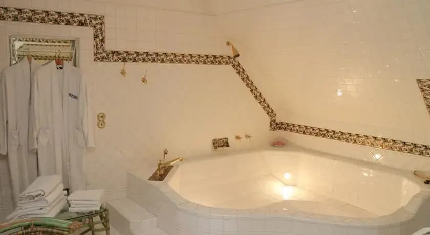 Two-Floor Central City Penthouse - photo 6