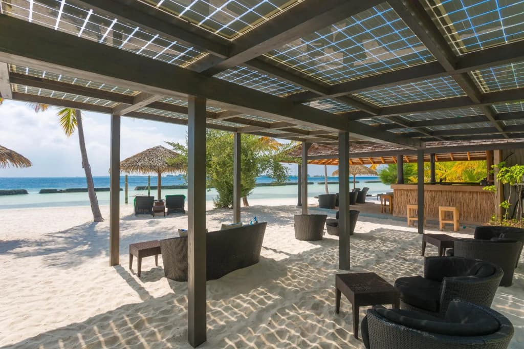 Komandoo Maldives Island Resort - photo 14