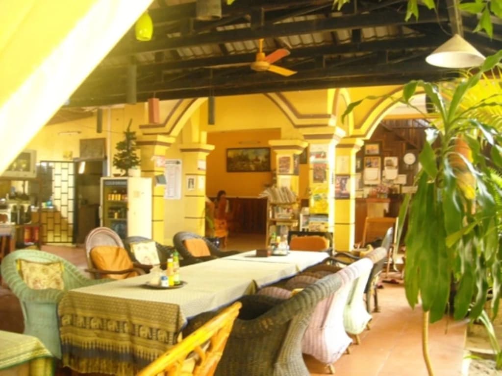 Victory Guesthouse - photo 12