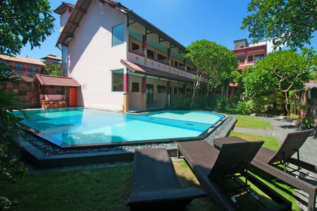 Pesona Beach Inn - photo 12