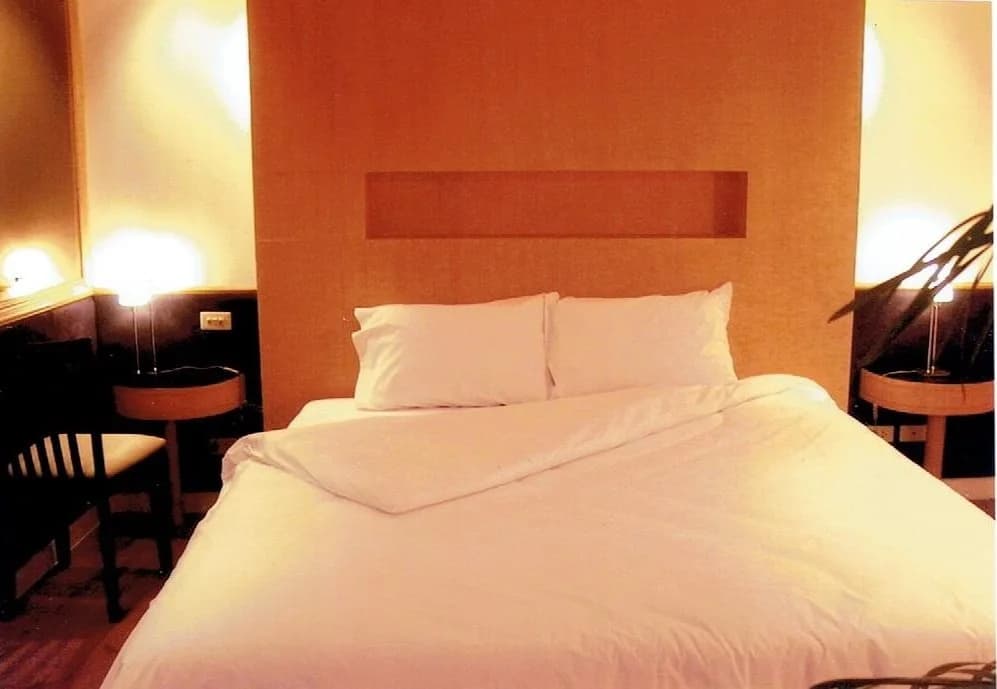 Strand Inn Hotel - photo 2