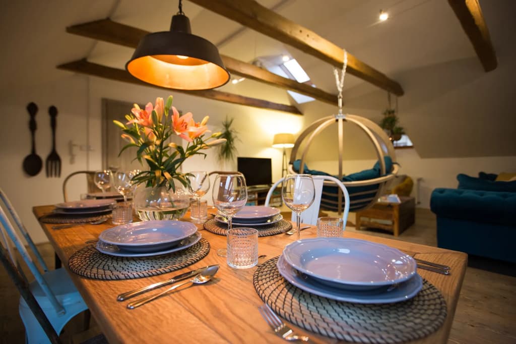 Old Town Boho Chic Attic - photo 23