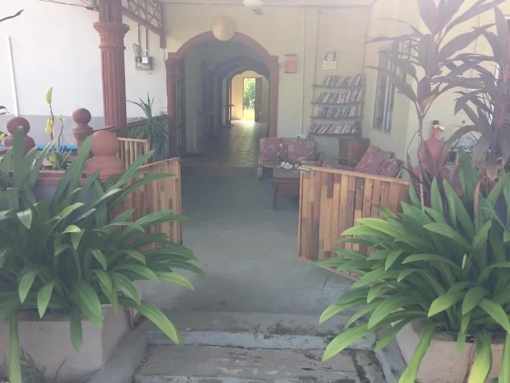 Bohok Guest House - photo 16