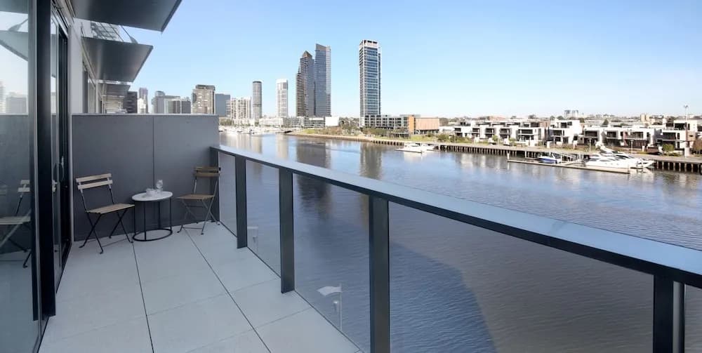 Orange Stay @ No1 Collins Wharf - photo 5