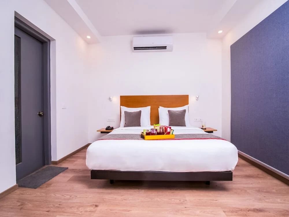 OYO Rooms C R Park - photo 3