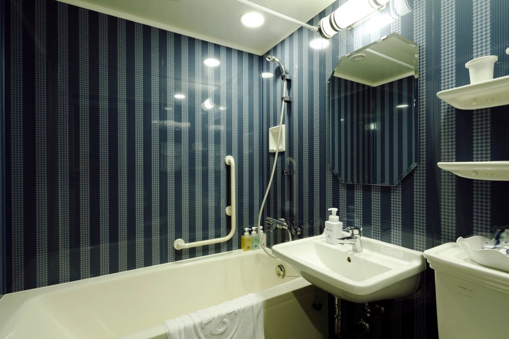 Hotel Monterey Grasmere Osaka - photo 10
