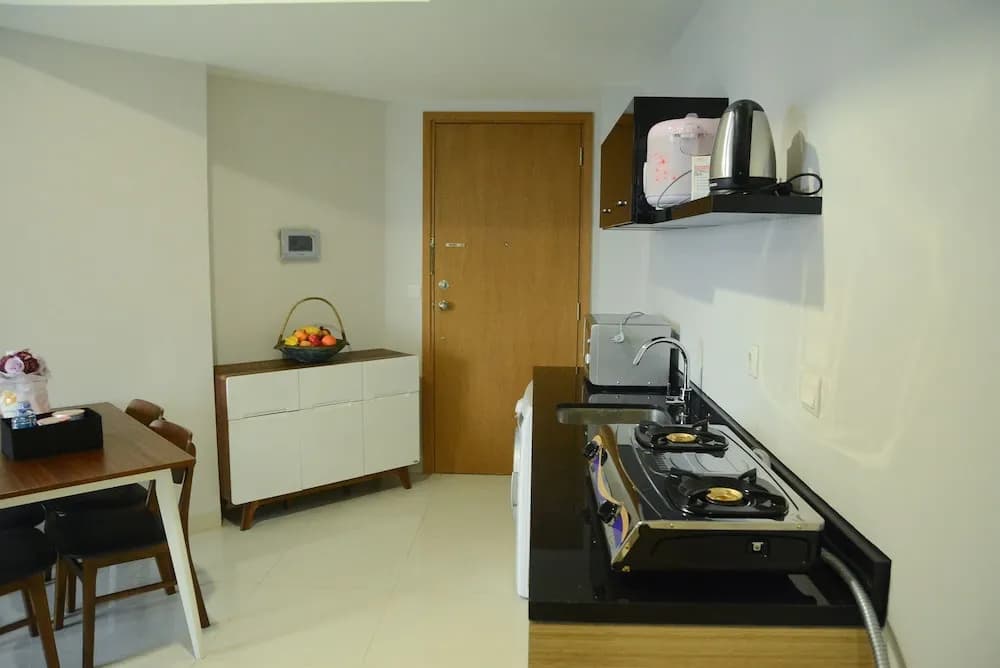 Golf View at The Mansion Apartment near JIEXPO - photo 4