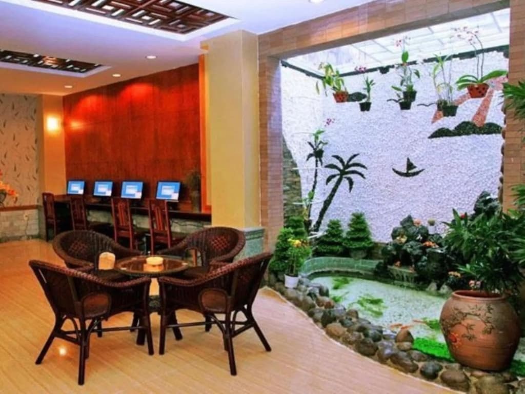 Nice Swan Hotel - photo 16