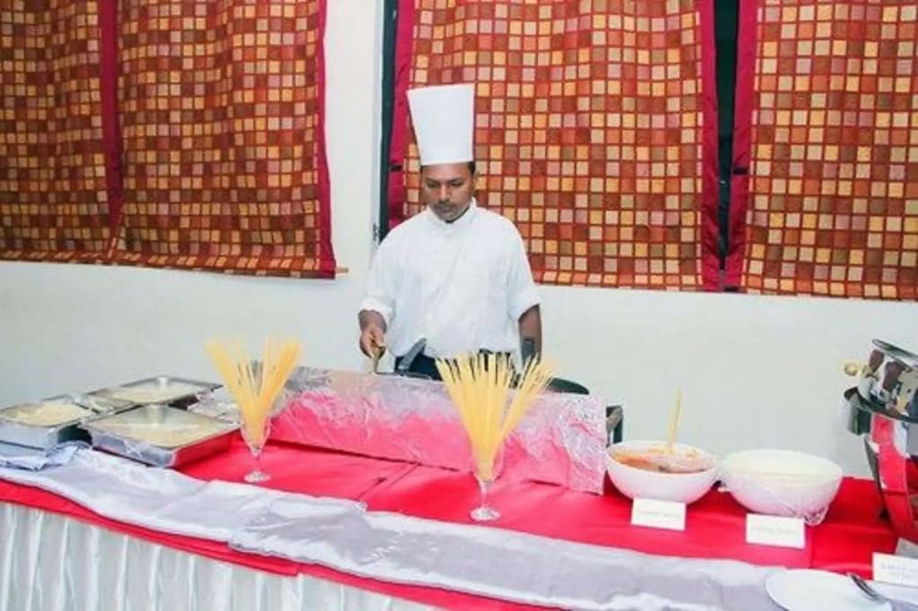 Hotel Janaki - photo 10