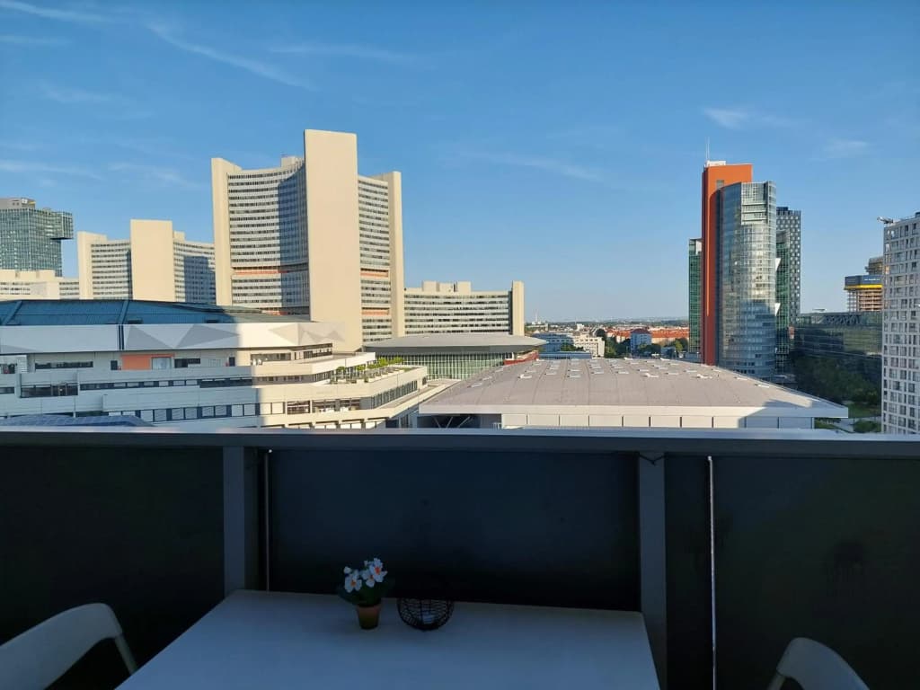 Mischek Tower Apartment with private terrace next to UNO - photo 14