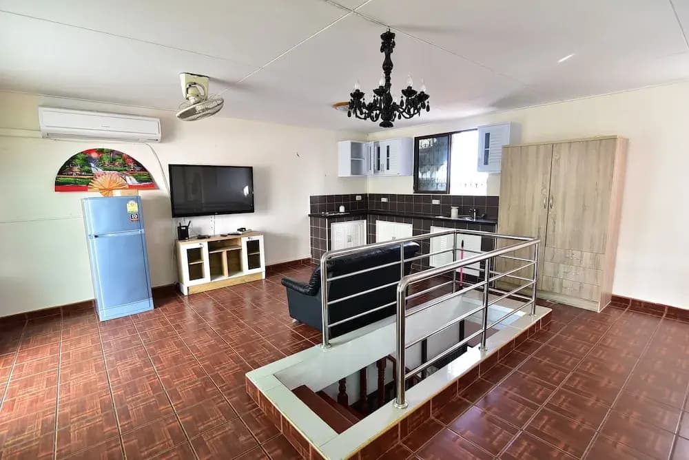 Escobar Guesthouse - photo 4