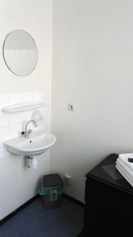 Rembrandt Square Hotel - photo 10