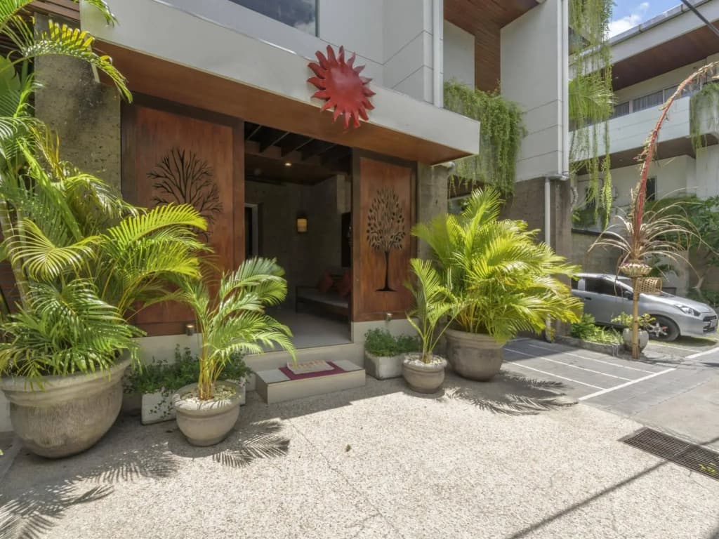 Sunset Mansion - photo 15