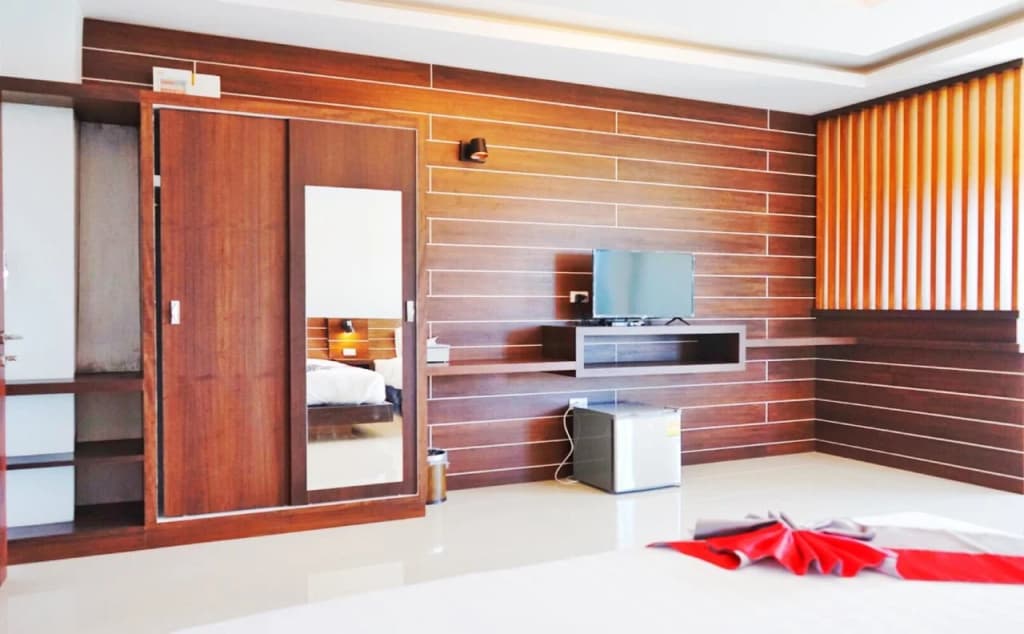Lanta Ray Bay Hotel - photo 3