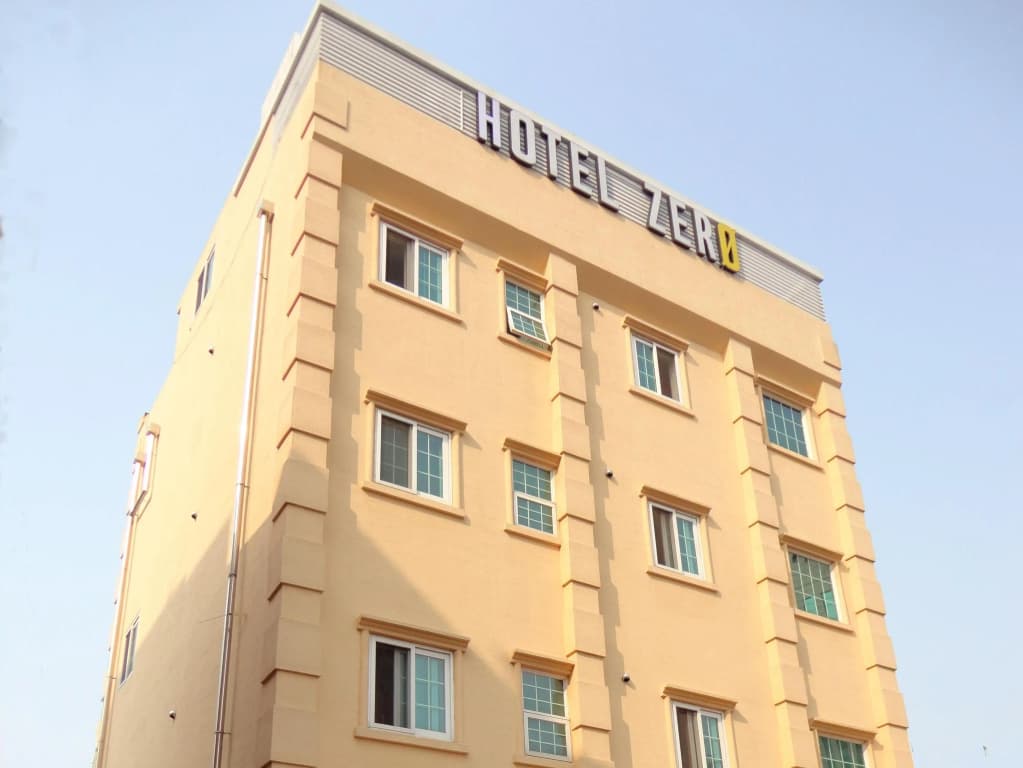 Hotel Zero - main photo