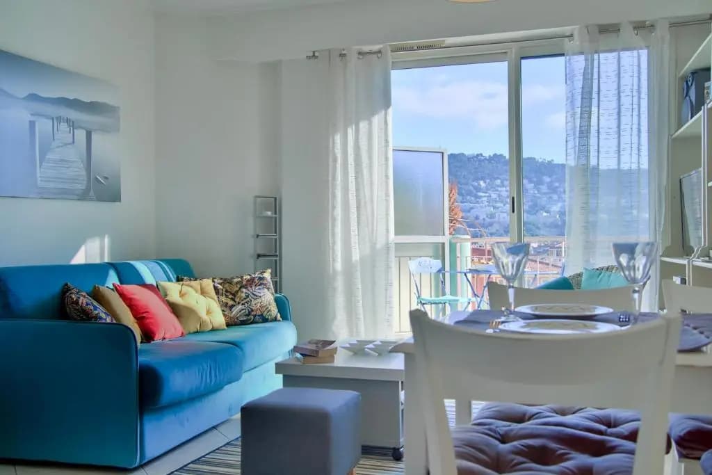 Risso - a modern one bedroom with pool - photo 2