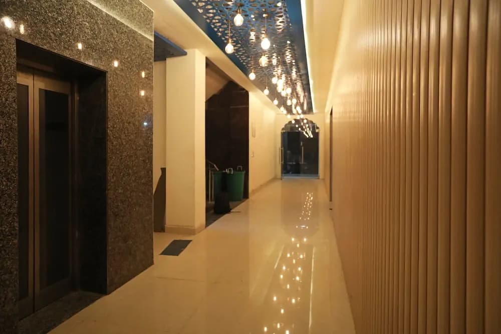 OYO 11583 Hotel Prime View - photo 11