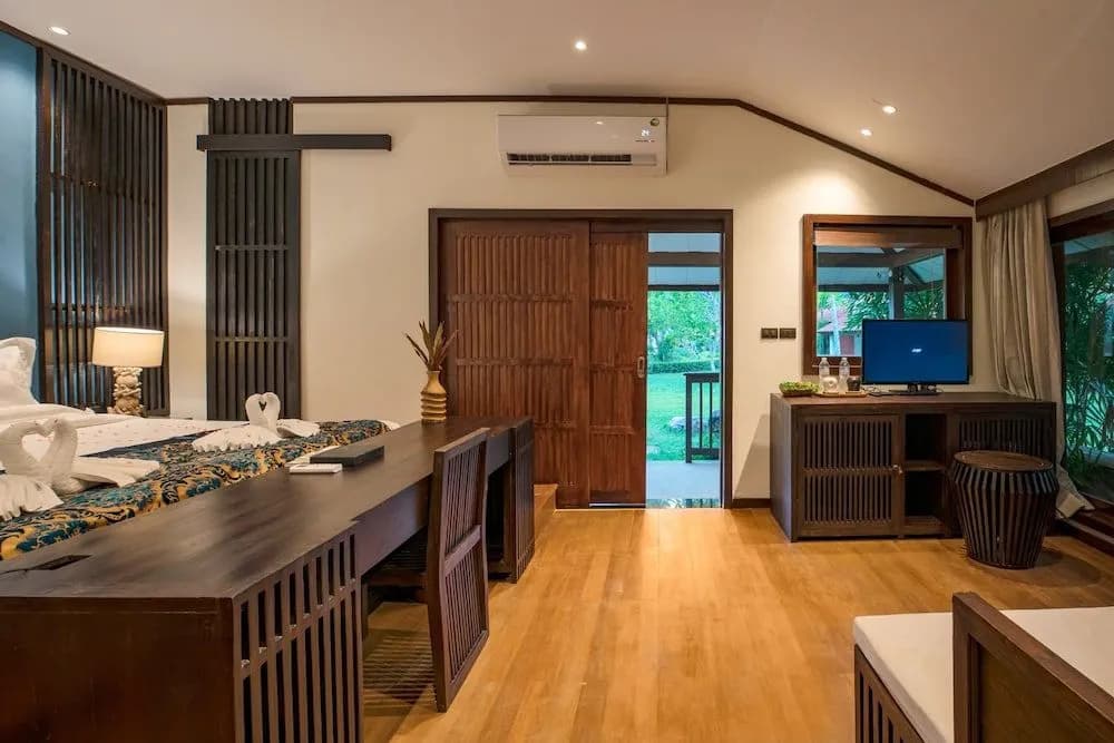 Dasein Chalong Bay Hotel - photo 4
