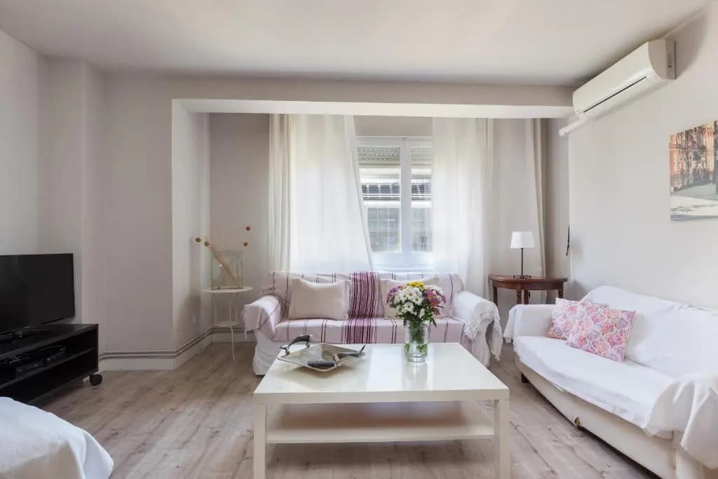 LetsGo Diagonal Avenue Apartment - photo 7