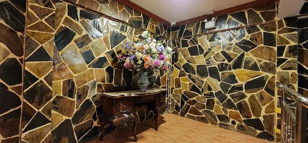 Arya Suites Patong Beach - photo 7