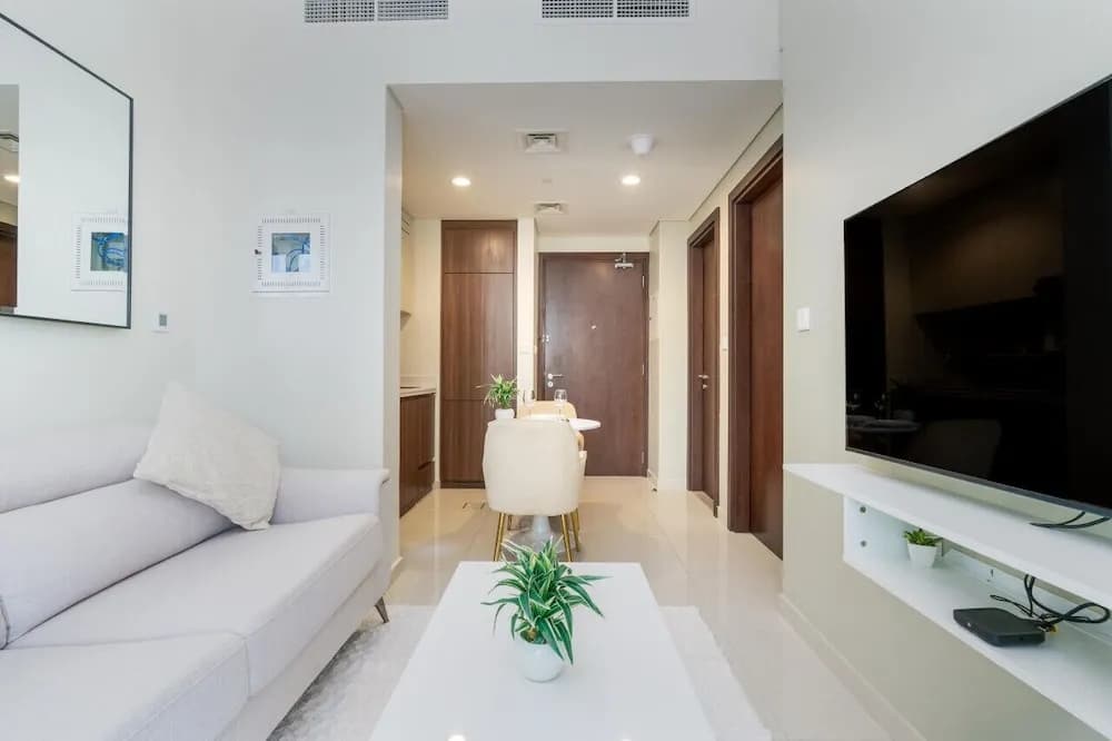 Fascinating 1 BR at Vera - photo 2