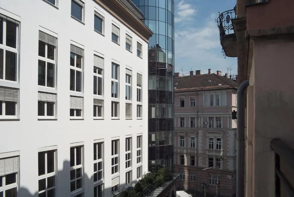 Apartment with Big Terrace - photo 1