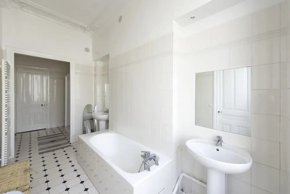 Veeve Champs Élysées Hideaway - photo 8