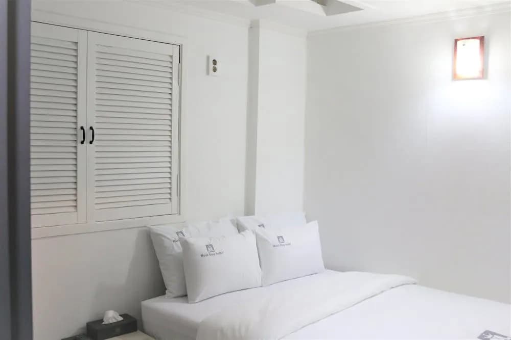 Must Stay Hotel (Han River) - photo 6