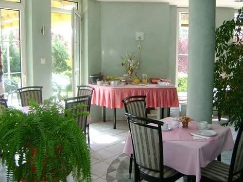 Belle Fleur Panzio - photo 18